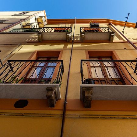 Mch-Marina Charming House Apartment Cagliari Bagian luar foto