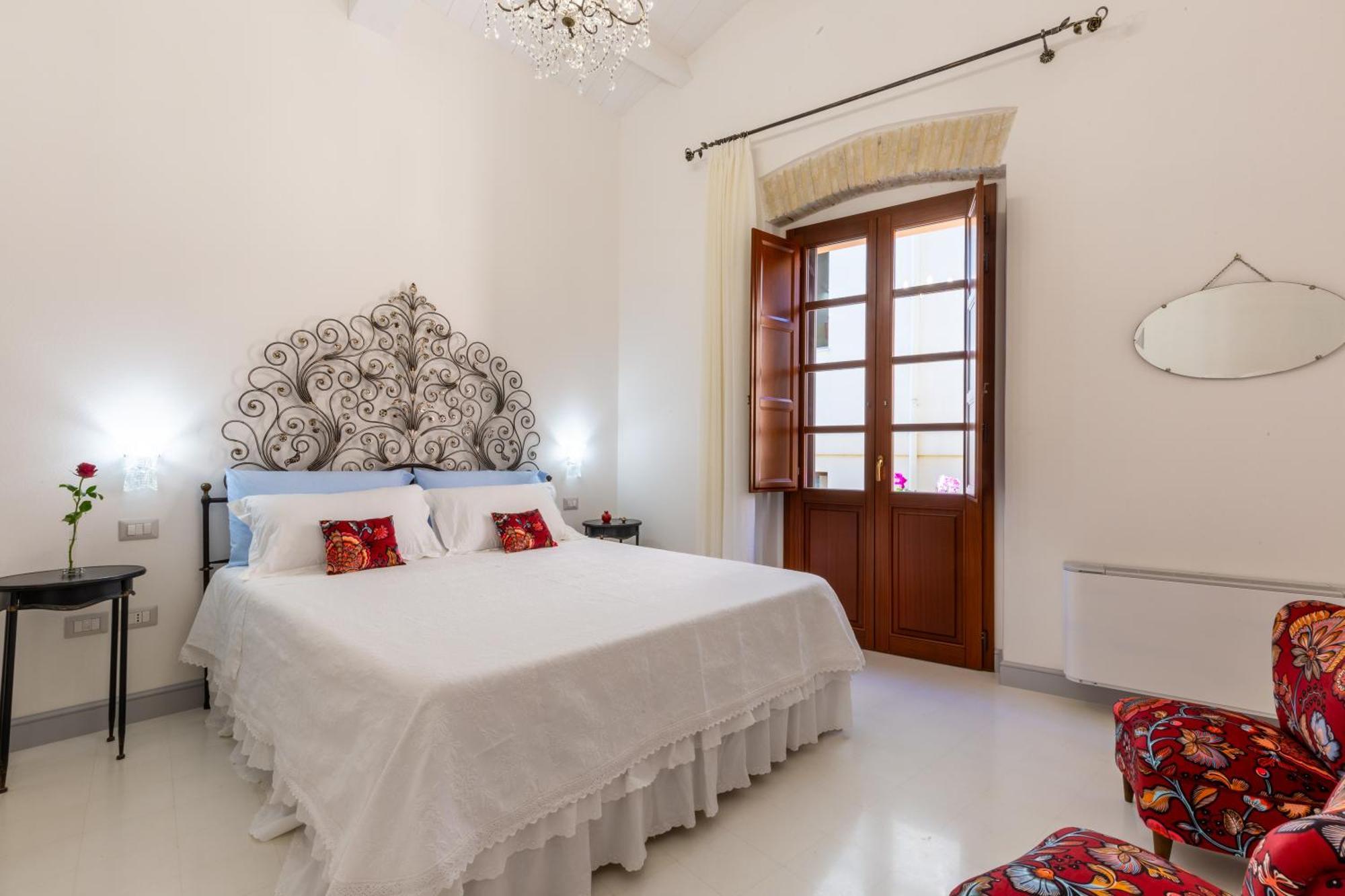 Mch-Marina Charming House Apartment Cagliari Bagian luar foto
